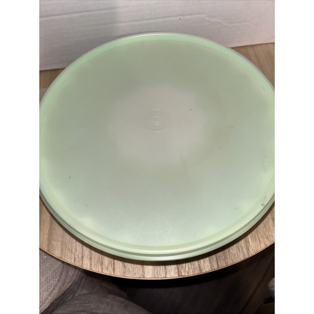 Vintage Tupperware 3piece Jello Mold ,9”, Mint Green - Picture 4 of 4